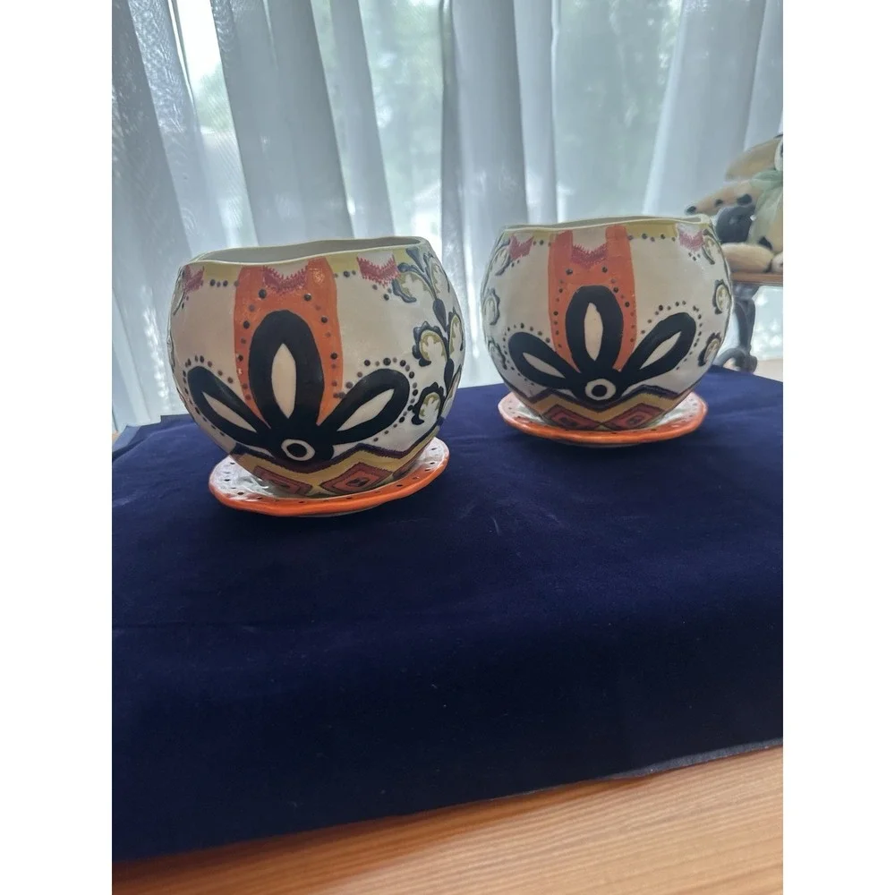 2 Ceramic Round Planters Multicolor Floral Pattern w/ Saucers Drainage Holes